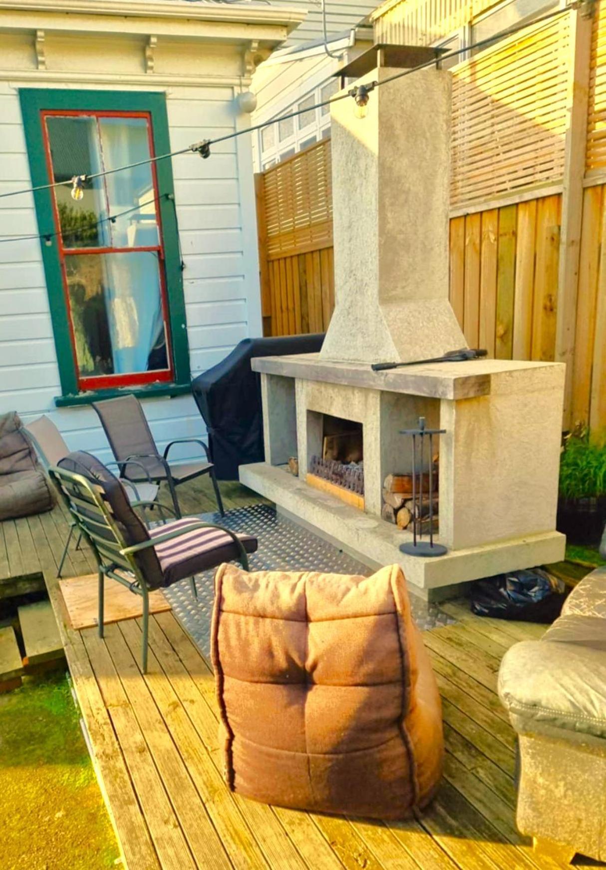 House Of Pirie Hostel *