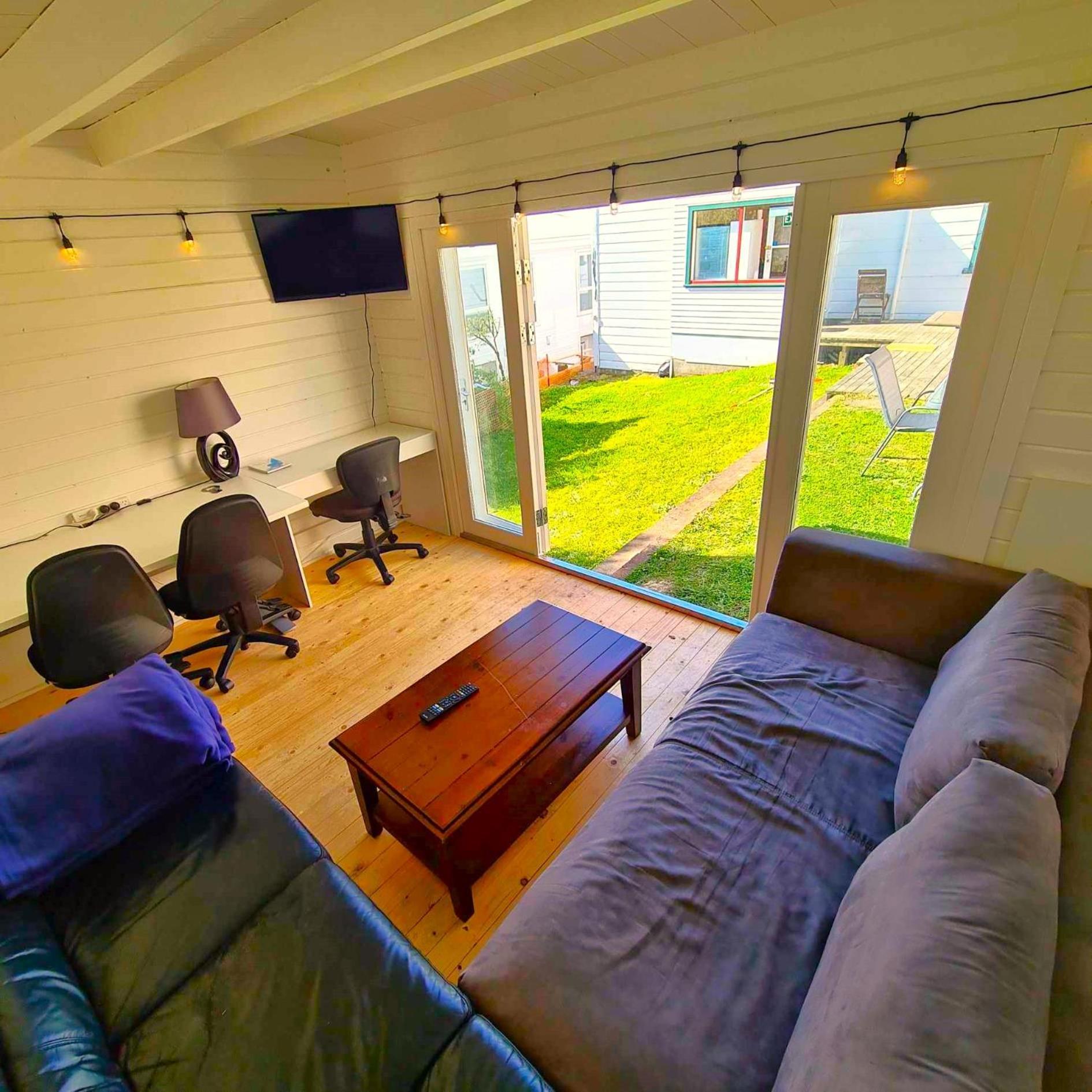 House Of Pirie Hostel *