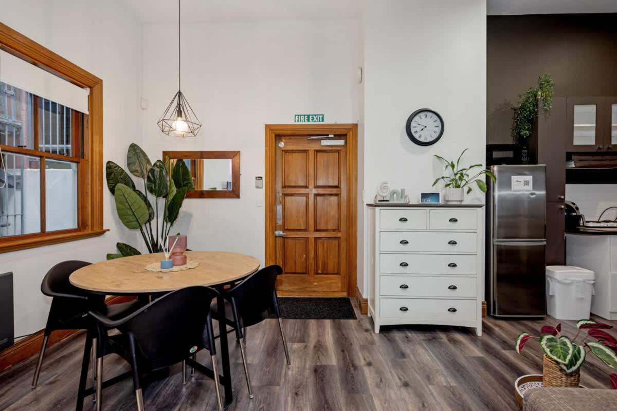 Apartment Lambton Quay Loft - Sleeps 11 *