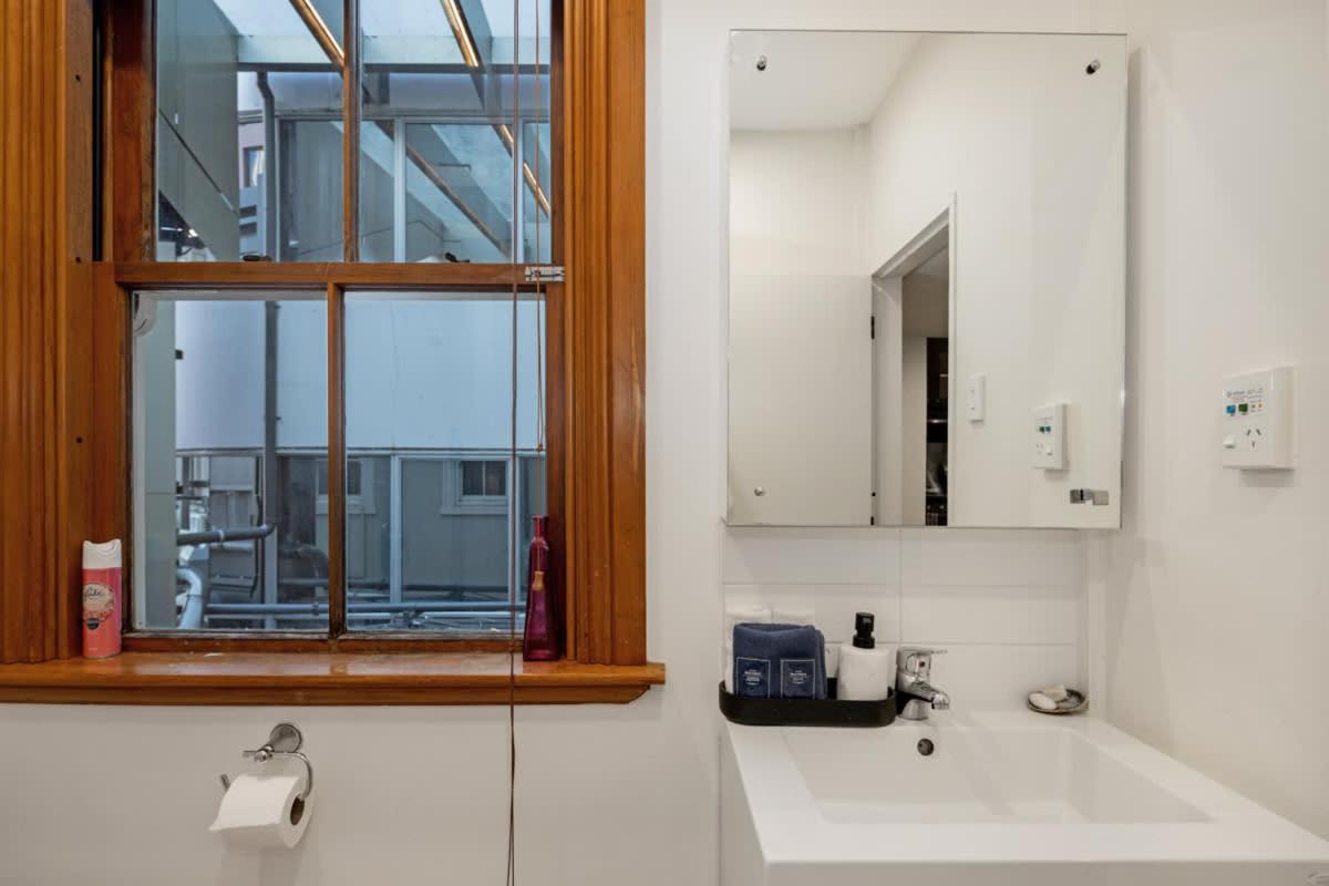 Lambton Quay Loft - Sleeps 11 Apartment *