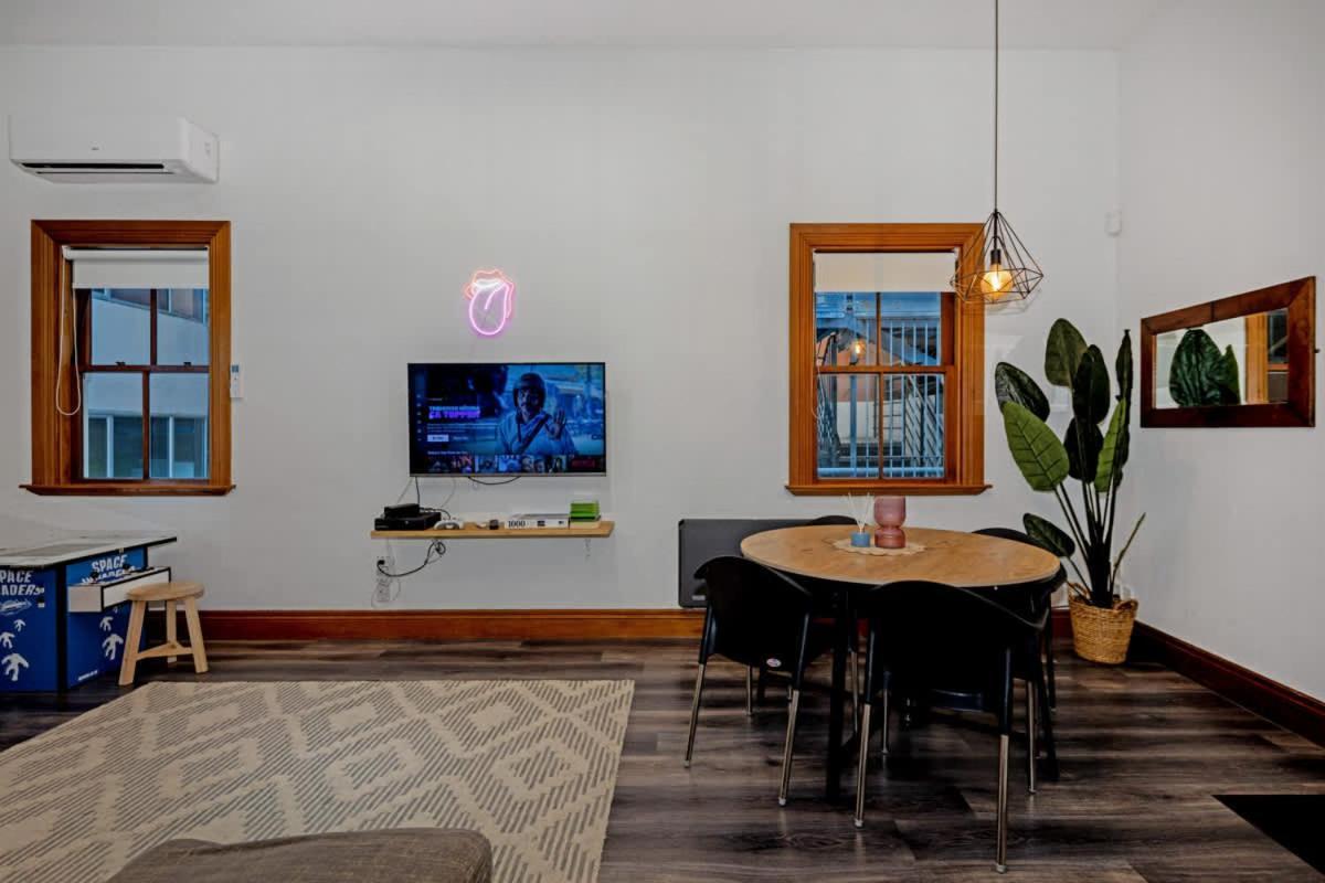 Lambton Quay Loft - Sleeps 11 Apartment Wellington