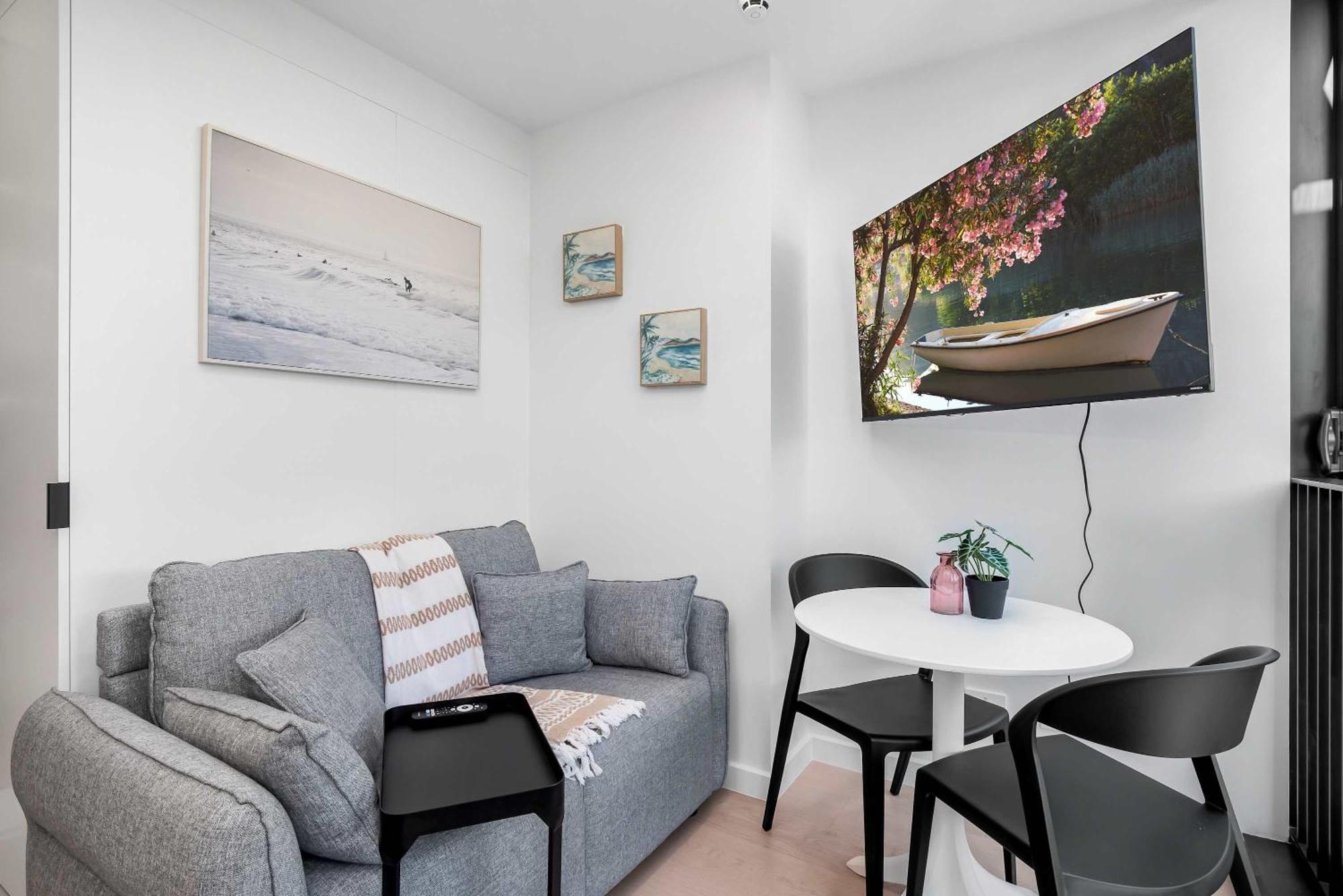 Apartment Hyde Lane - Walk To Shops Cafes Attractions *