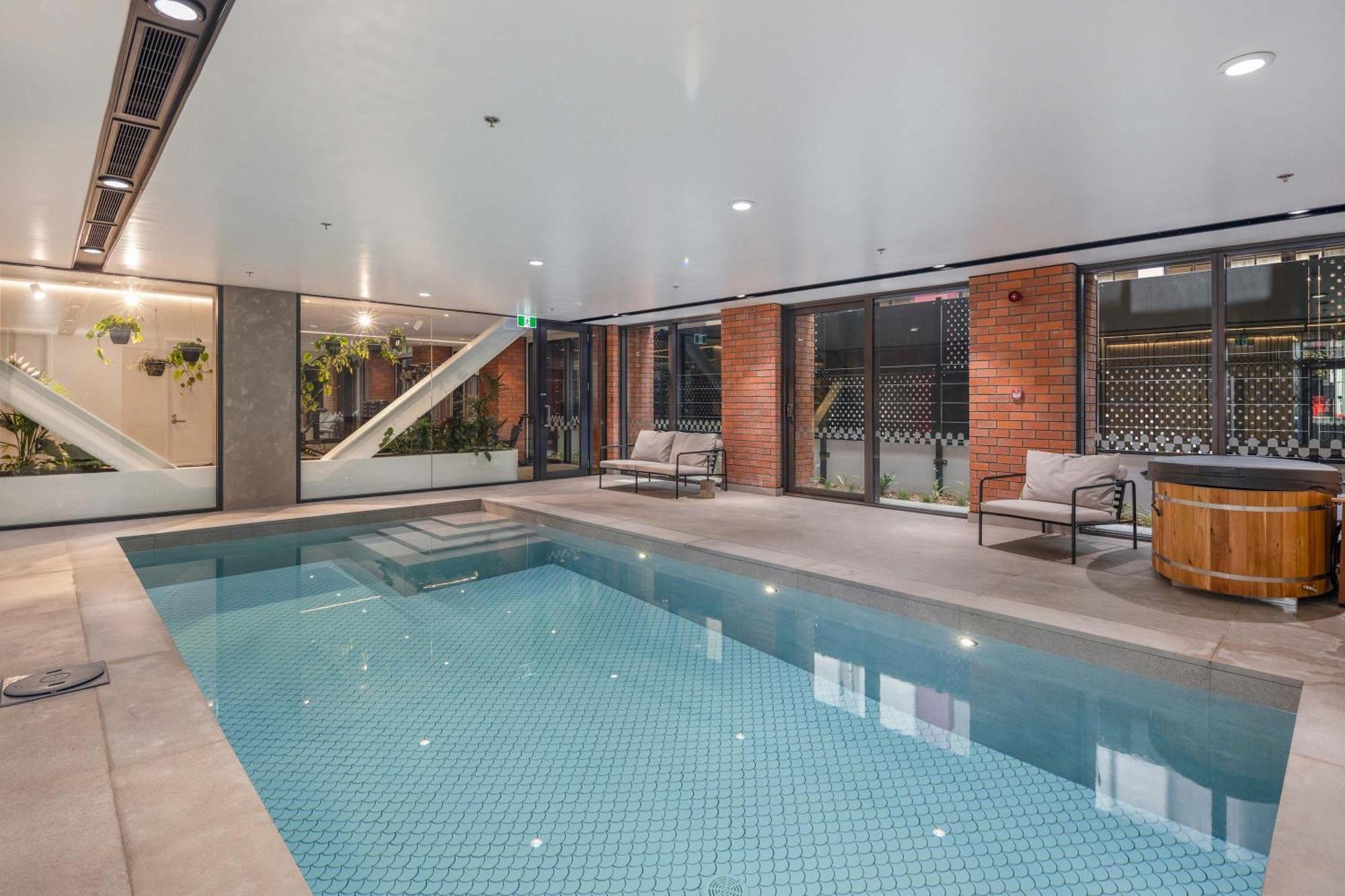 Hyde Lane - Walk To Shops Cafes Attractions Apartment *