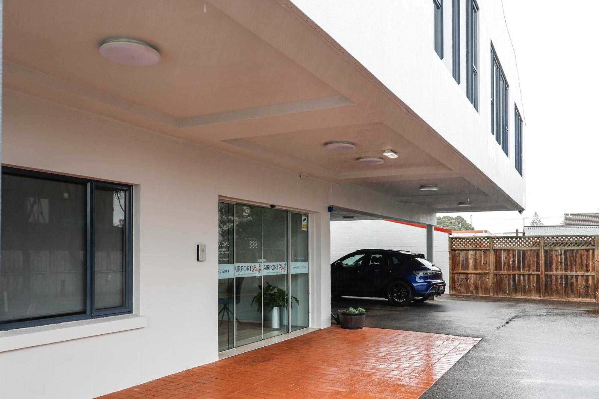 Airport Hotel Wellington