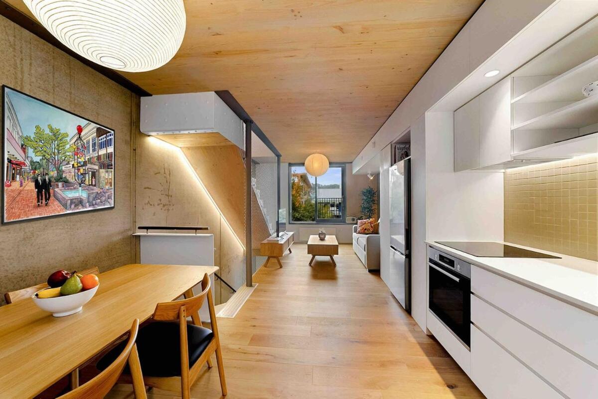 Urban Chic Townhouse - 2br Modern Industrial Vibe Apartamento Wellington