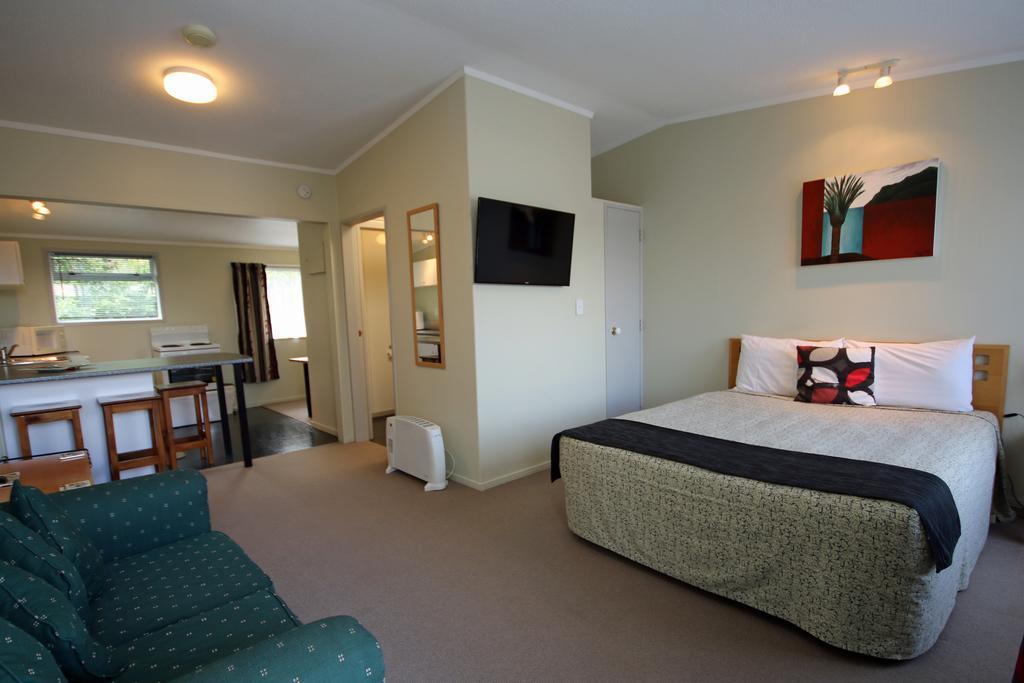 Motel Spinnaker 4*