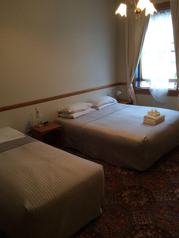 Shepherds Arms Hotel 3*