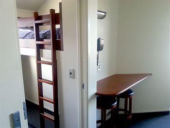 Airport Motel