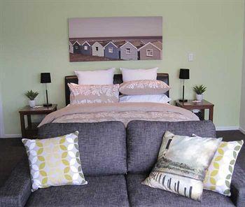 Bed & Breakfast Acorns 4*