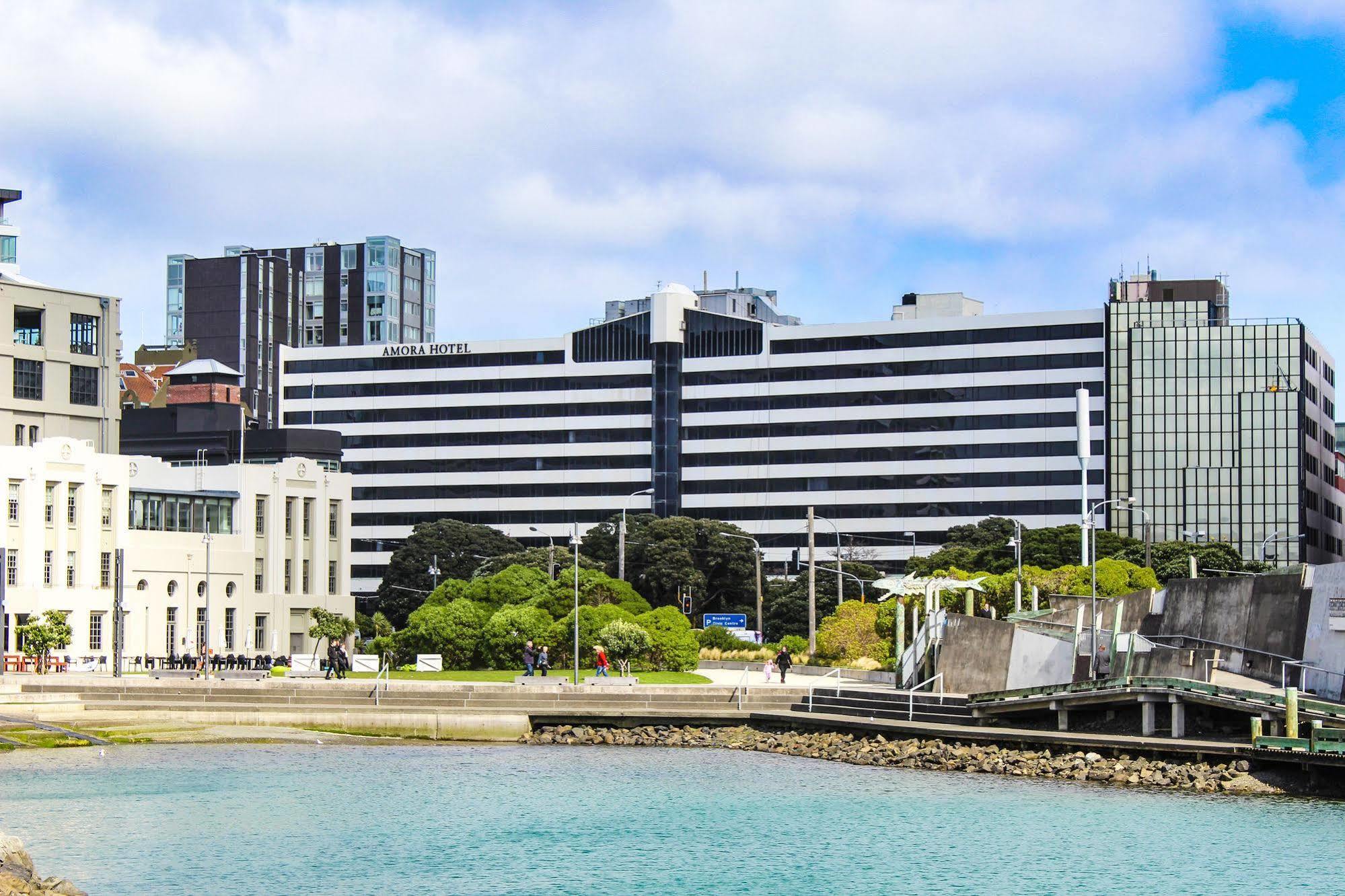 Amora 4* Wellington