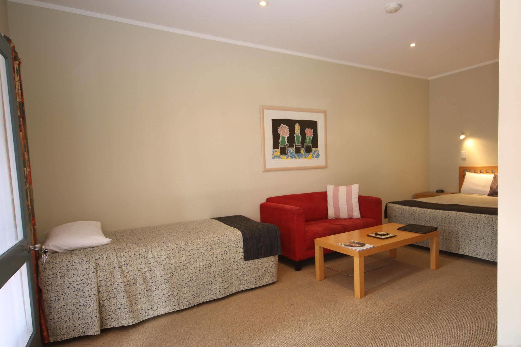 Spinnaker 4* Wellington