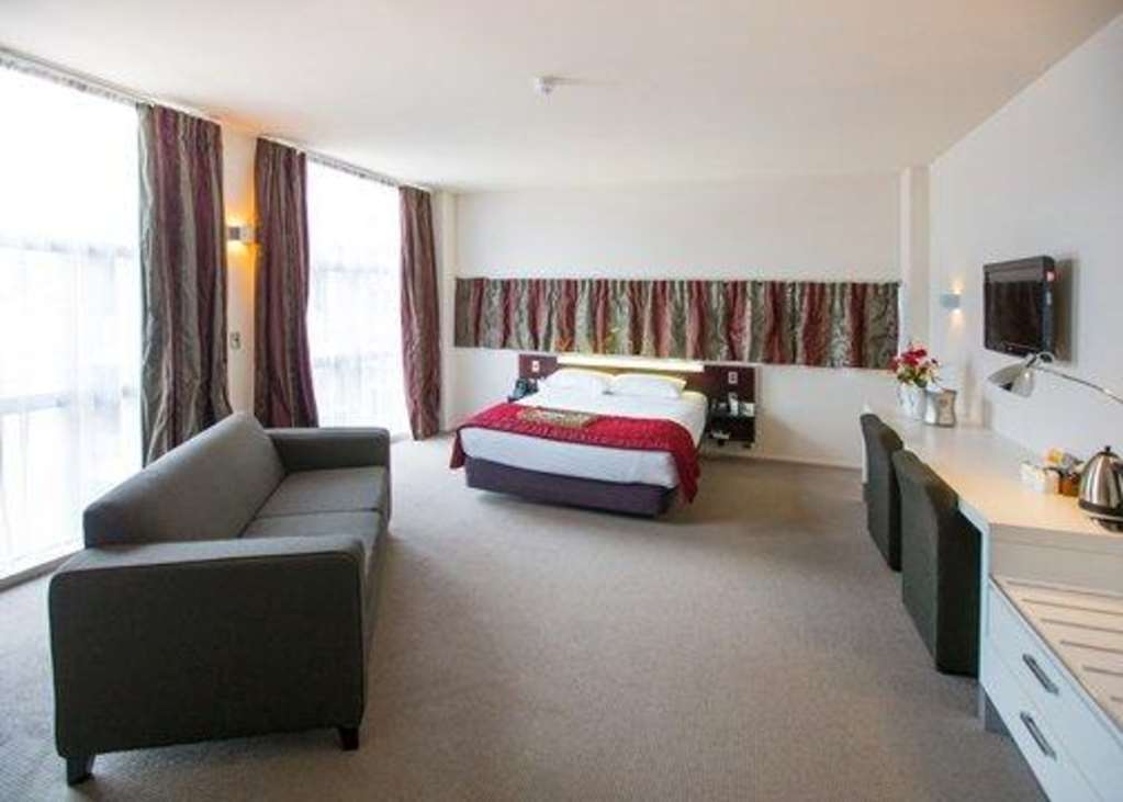 Naumi Hotel 4*