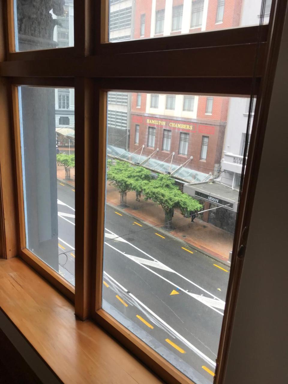 Apartment Birds Nest On Cable Car Lane