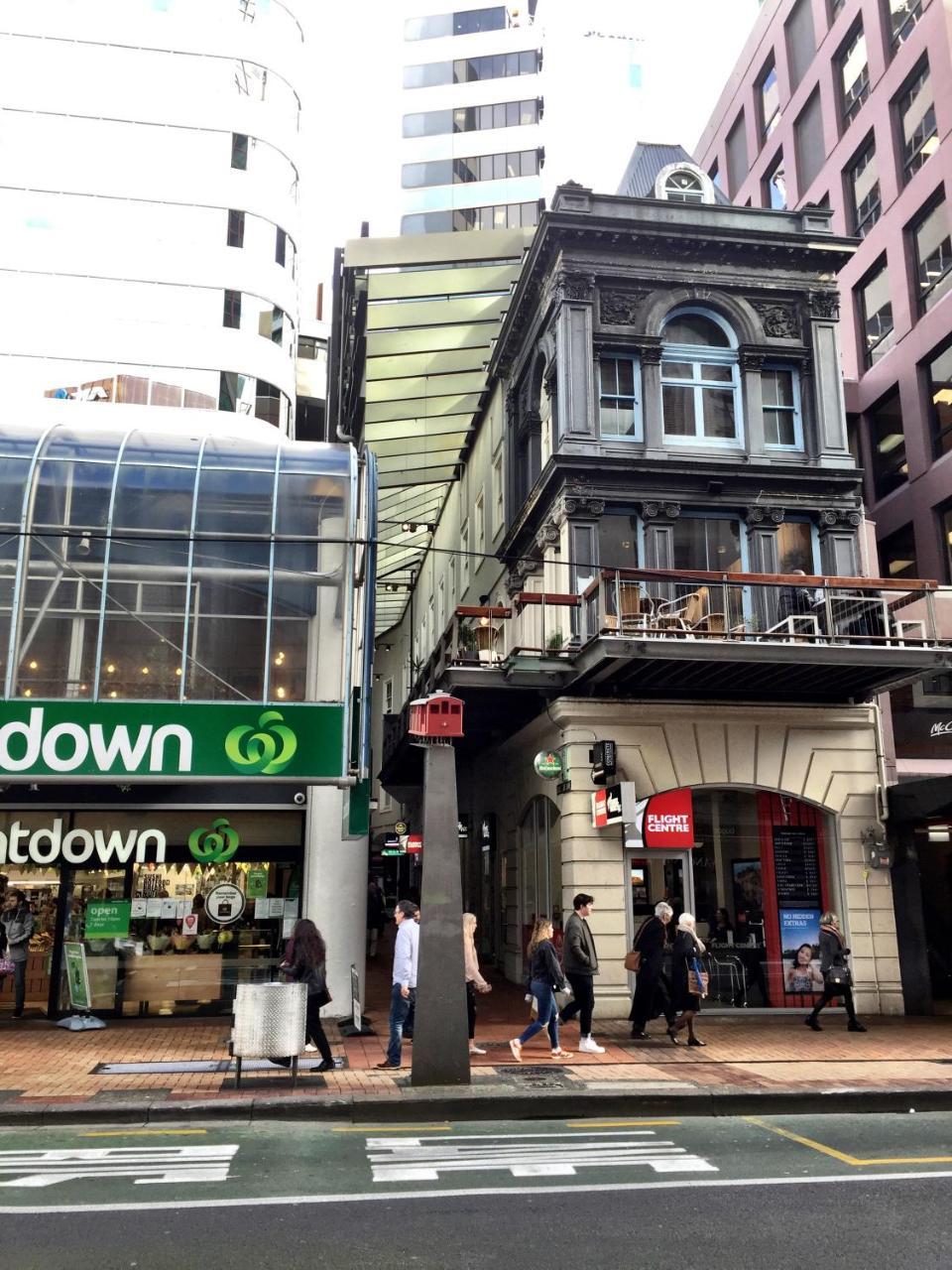 Apartment Birds Nest On Cable Car Lane Wellington