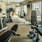 The Residence Suite At Bolton Hotel