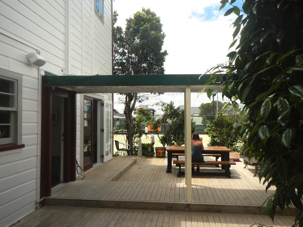 The Dwellington Hostel *