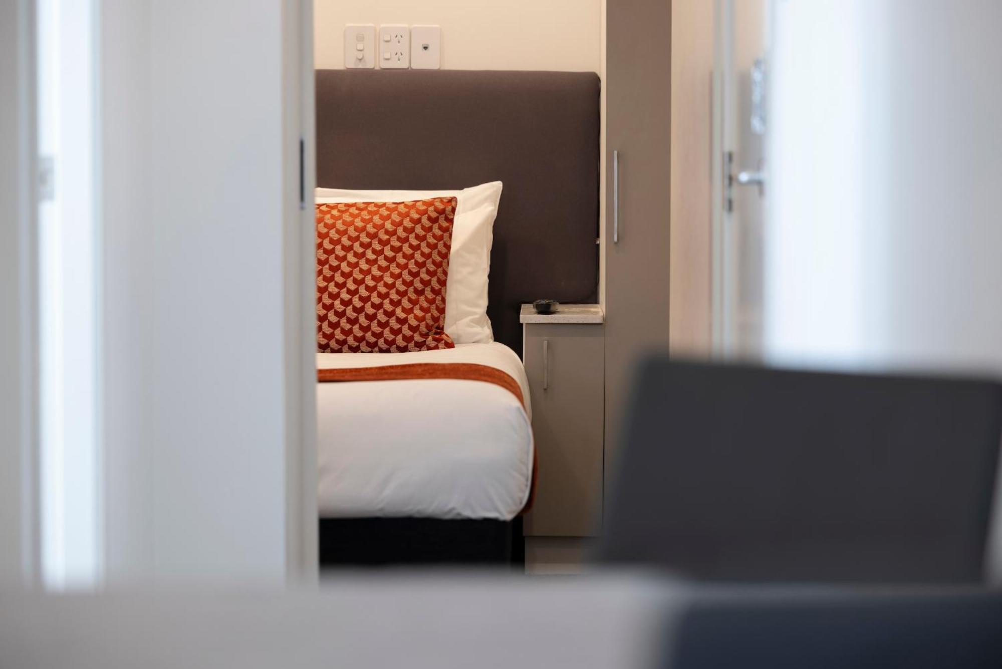 Quest On Johnston Serviced Aparthotel Wellington