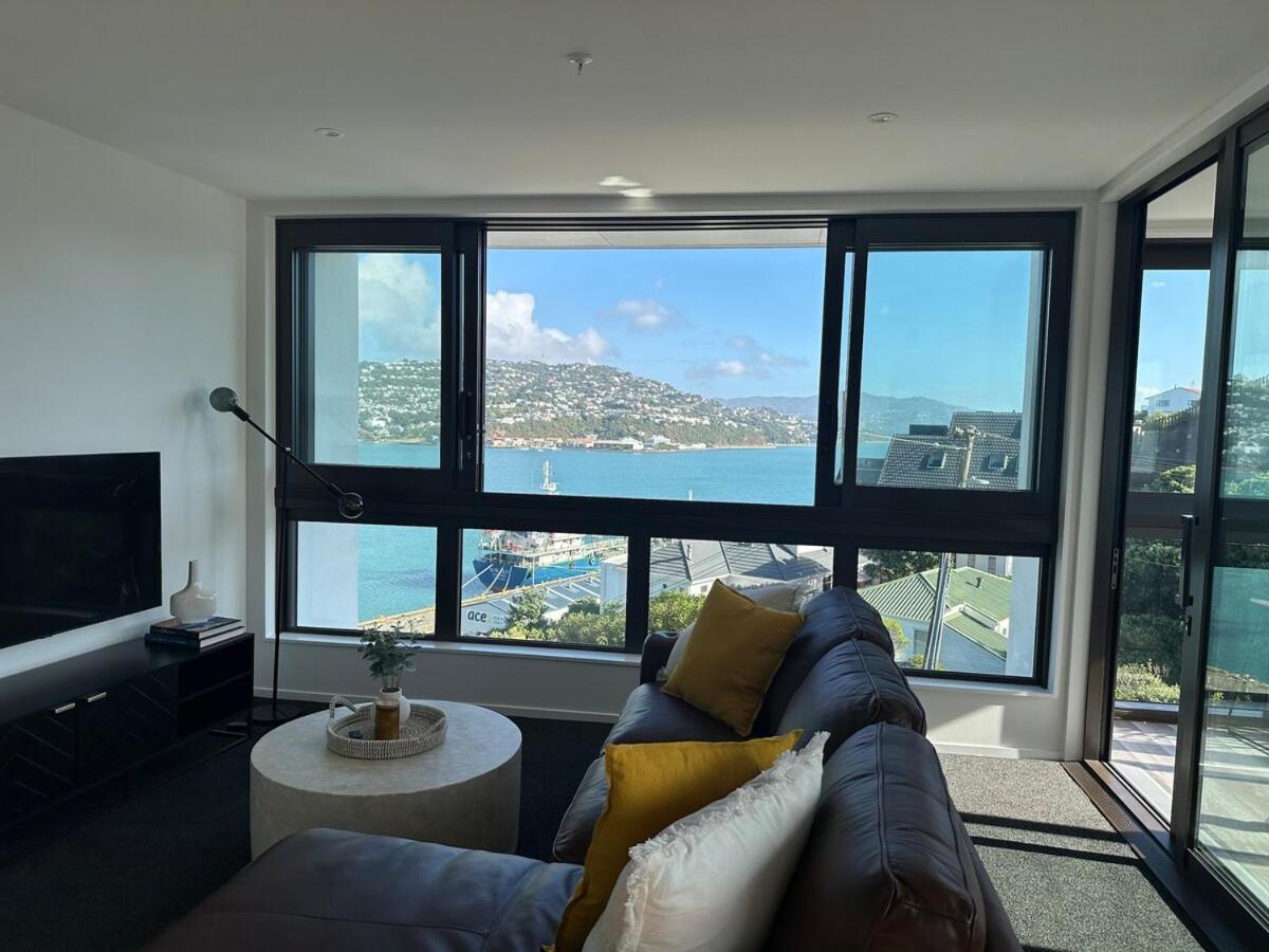 Luxurious Brand New Spacious 1 Bedroom * Wellington