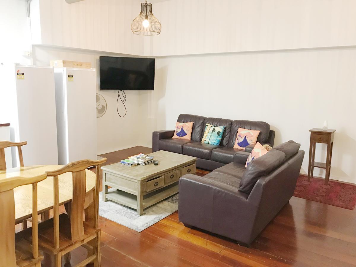 Aura 3* Wellington